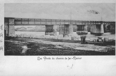 NAMUR LES PONTS DE CHEMIN DE FER 1901.jpg